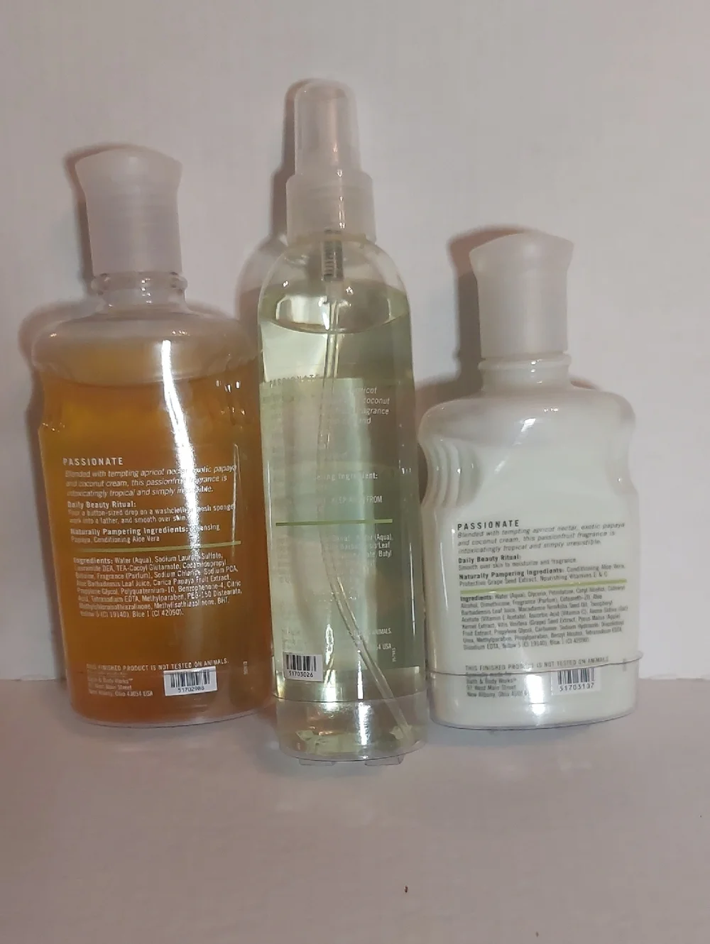 Bath & Body Works PLEASURES 3pc - Picture 2 of 5